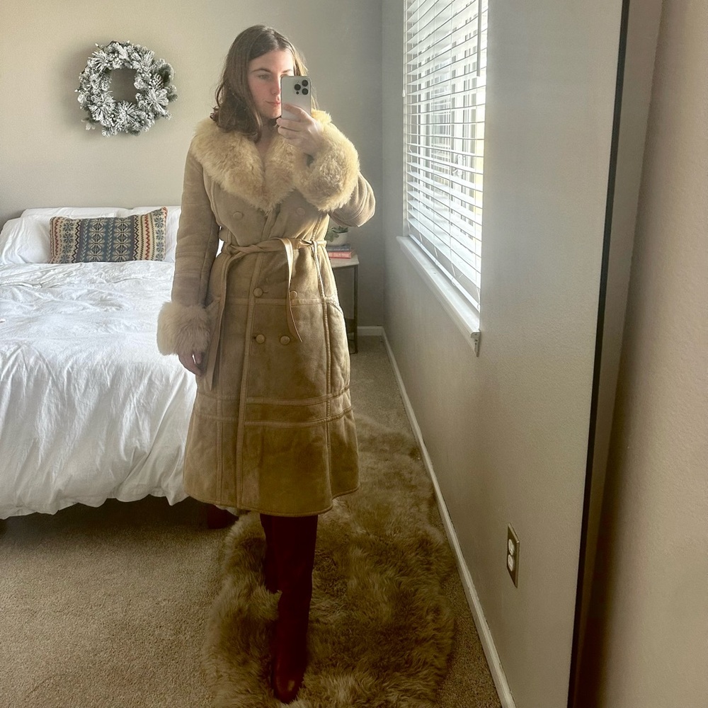 Penny Lane French Shearling Fur Vintage Suede Trench Coat with Leather Belt - Picture 9 of 16